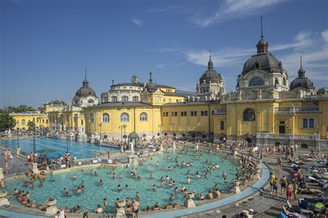 thermal baths  visit  budapest