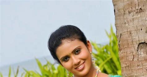 cute south indian actress in blouse hd wallpapers sexy