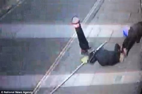 Cctv Caught Moment Two Women Were Struck By Falling Scaffolding Pole In
