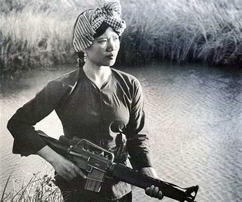Female Viet Cong Guerrilla 1972 Rare Historical Photos