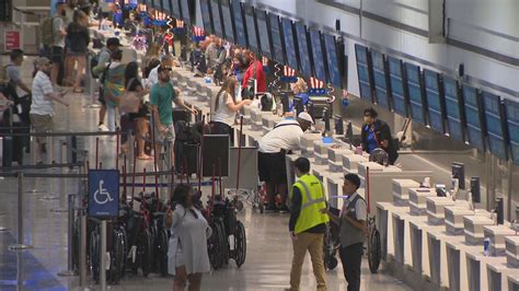 Harry Reid Airport Sets New Passenger Record For Second Consecutive
