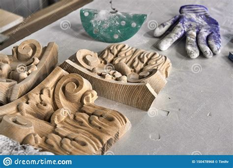 preparation wooden carved capital  painting  painting