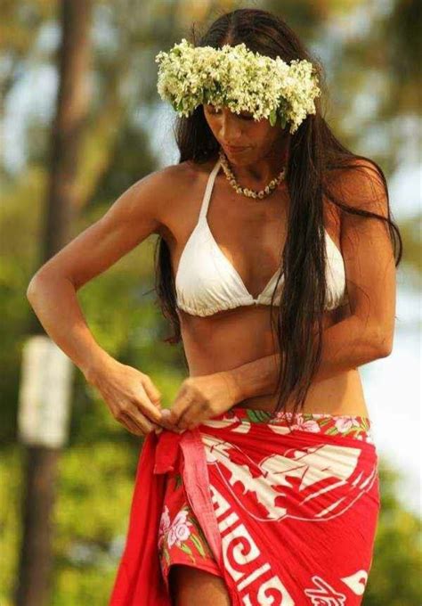 Tahiti Hawaiian Girls Hula Dancers Polynesian Dance