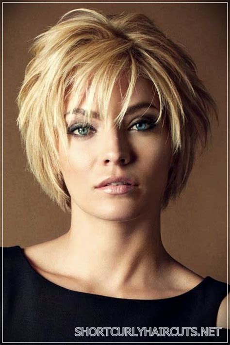 gorgeous hairstyles women over 40 19 short and curly haircuts