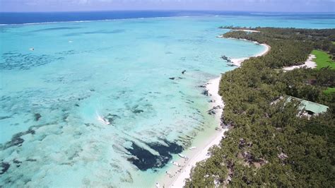 aerial view ile aux cerfs leisure island mauritiusstadqgklthumbnail full