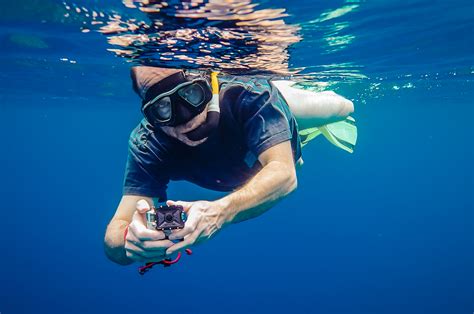 easy ways   shoot underwater  summer igyaan network