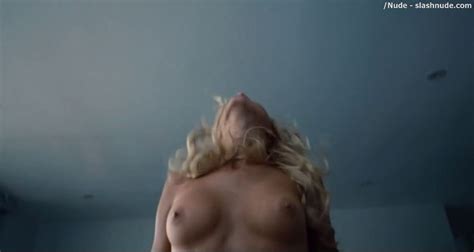 sabina gadecki nude sex scene in entourage movie photo 2 nude