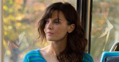 ‘smilf’ Creator Frankie Shaw Accused Of Misconduct On Set