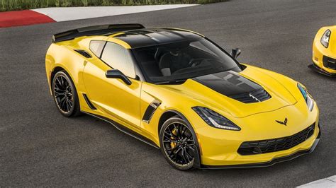chevrolet corvette  cr edition picture  car review  top speed