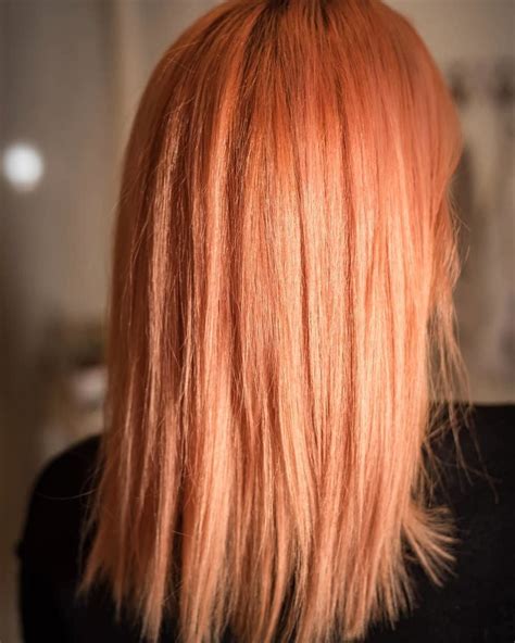 Contents hide · a chi stanno bene i capelli arancioni? Capelli arancioni: a chi stanno bene e quale styling e colorazione