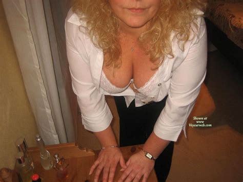 My Big Breasted Wife Showing Her Tits April 2007