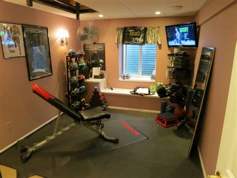 pieces  equipment   small home gym ignore limits