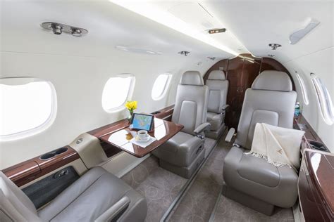 charter embraer phenom  private jet charter
