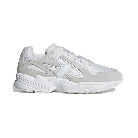 tenis adidas yung  chasm branco ostore sneakers