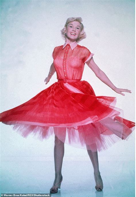 doris day dies aged 97 hollywood icon lived different life to on screen persona daily mail online