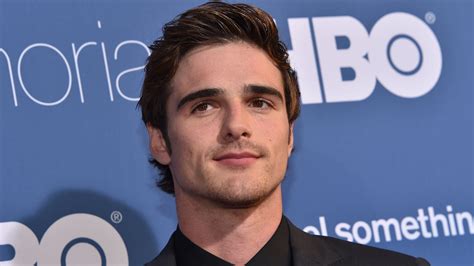 Euphoria Get To Know Hunky Breakout Jacob Elordi On The Hbo Show