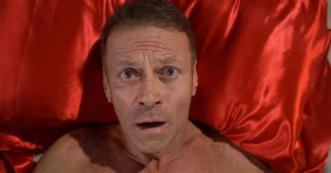 rocco siffredi news incidente sul set le ha sfasciato la mandibola