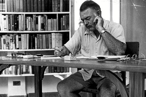Hemingway En Cuba 22 Años De Literatura Y Ron La Esfera De Papel