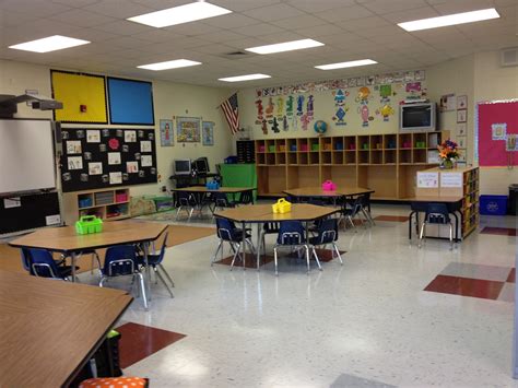 little miss glamour goes to kindergarten classroom set up