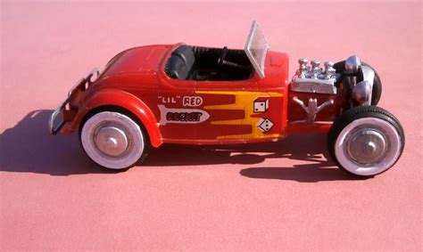 1932 Ford Deuce The Roadster Hot Rod 1 32 Scale Monogram