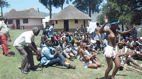 zulu traditional dance kwazonda ehleka empendle 2015 youtube