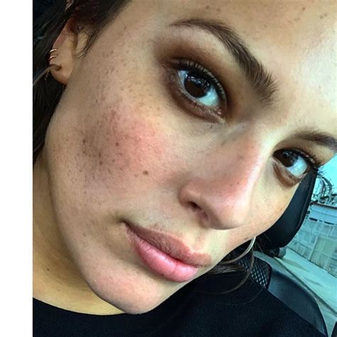 20 celebrities you didn t know had freckles sheknows