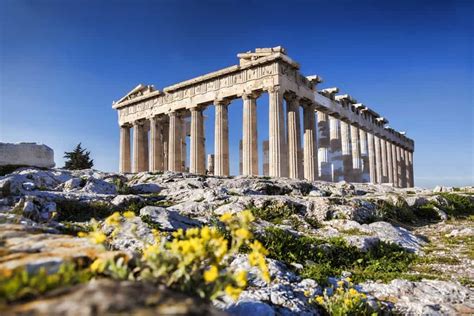 locals guide         athens greece