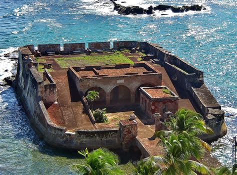 spanish fort  san juan puerto rico     caribe hilton