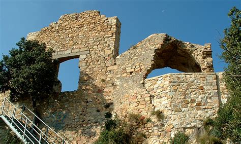 el castell de burriac  mirador excepcional sobre la comarca del maresme bestmaresme