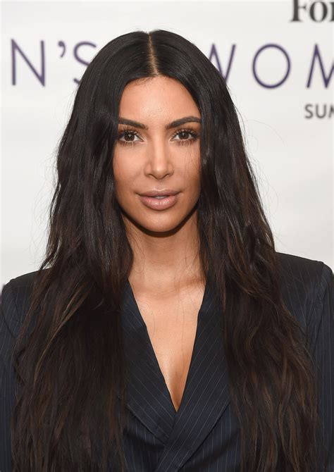 Kim Kardashian Gets Silver Blonde Hair Color For Nyfw Teen Vogue