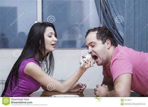 guy eats a girl out tubezzz porn photos