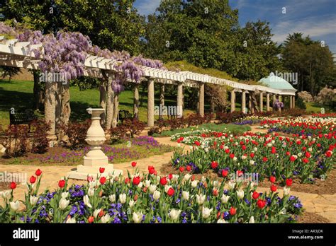 italian garden  maymont park richmond virginia usa stock photo alamy