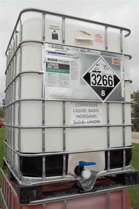 hazmat labels markings  placards   intermediate bulk container daniels training services