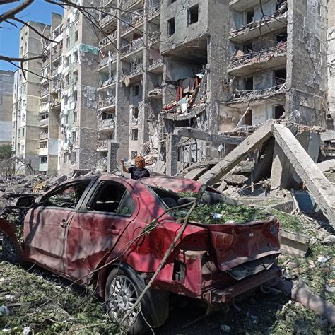 russian missiles kill   residential area  odessa region ukraine