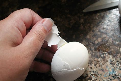 secret  easy  peel hard boiled eggs sober julie