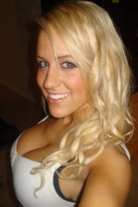 boobs tits big boobs big tits busty blonde cleavage blondes hot blondes hot chicks