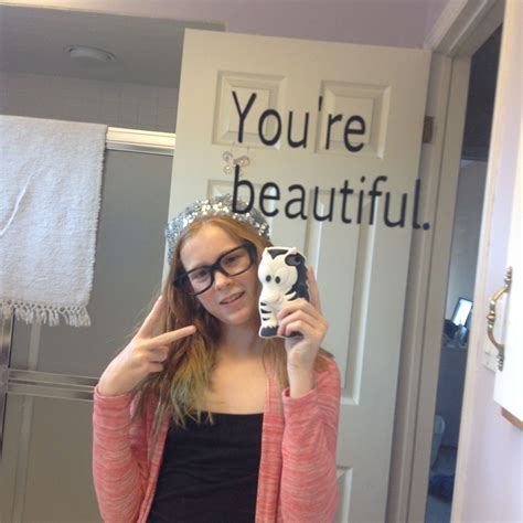 Pin By Cassie Fellmont On Me Mirror Selfie Beautiful Selfie