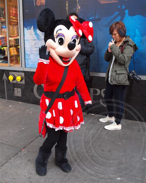 Minnie Mouse On 42nd Street Manhattan New York City Flickr