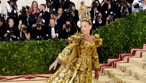 sarah jessica parker attacked online for looking old at met gala newshub