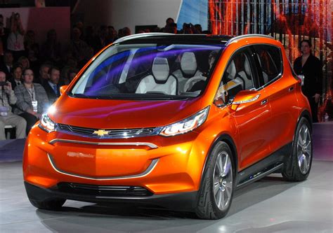 evs  cost    gas powered cars   engadget