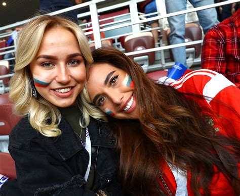 Russia Sexy Beautiful Female Football Fans Sexy Female