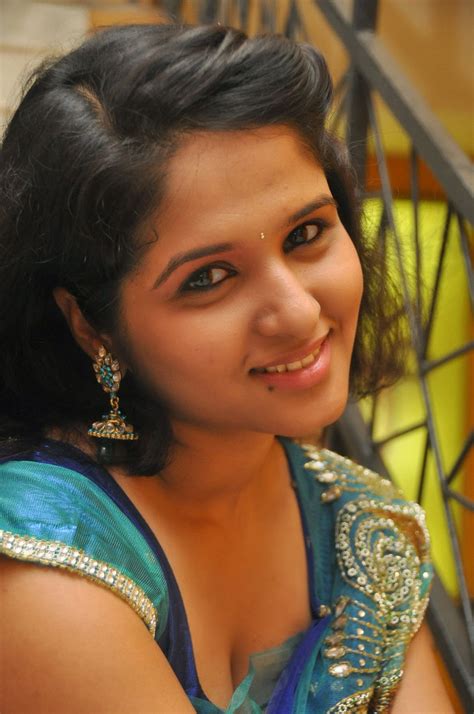 jayanthi rajput hot photos in saree hd latest tamil