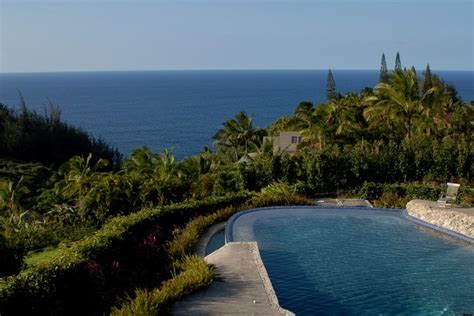 view  breathtaking maui luxury homes  listings