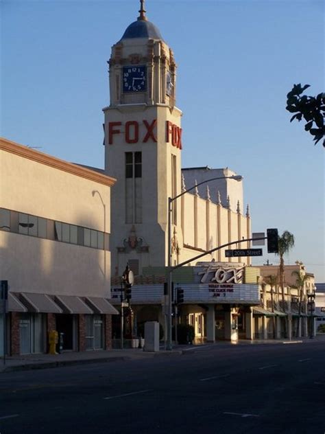 bakersfield ca downtown   street photo picture image california  city datacom