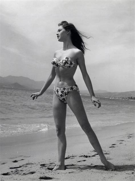 Stunning Photos Of 19 Year Old Brigitte Bardot Donned A