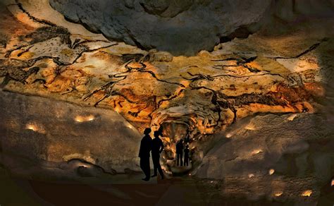francia inaugura una replica integra de la cueva de lascaux