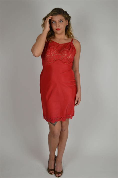 red slips lace slips size large at the knee slips