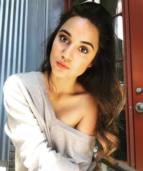 Summer Bishil The Fappening Sexy Selfies 39 Photos