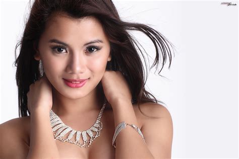 Filipinas Beauty Seductive Filipina Model Danica Torres