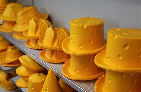 cheesehead factory   milwaukee lets visitors    quirky